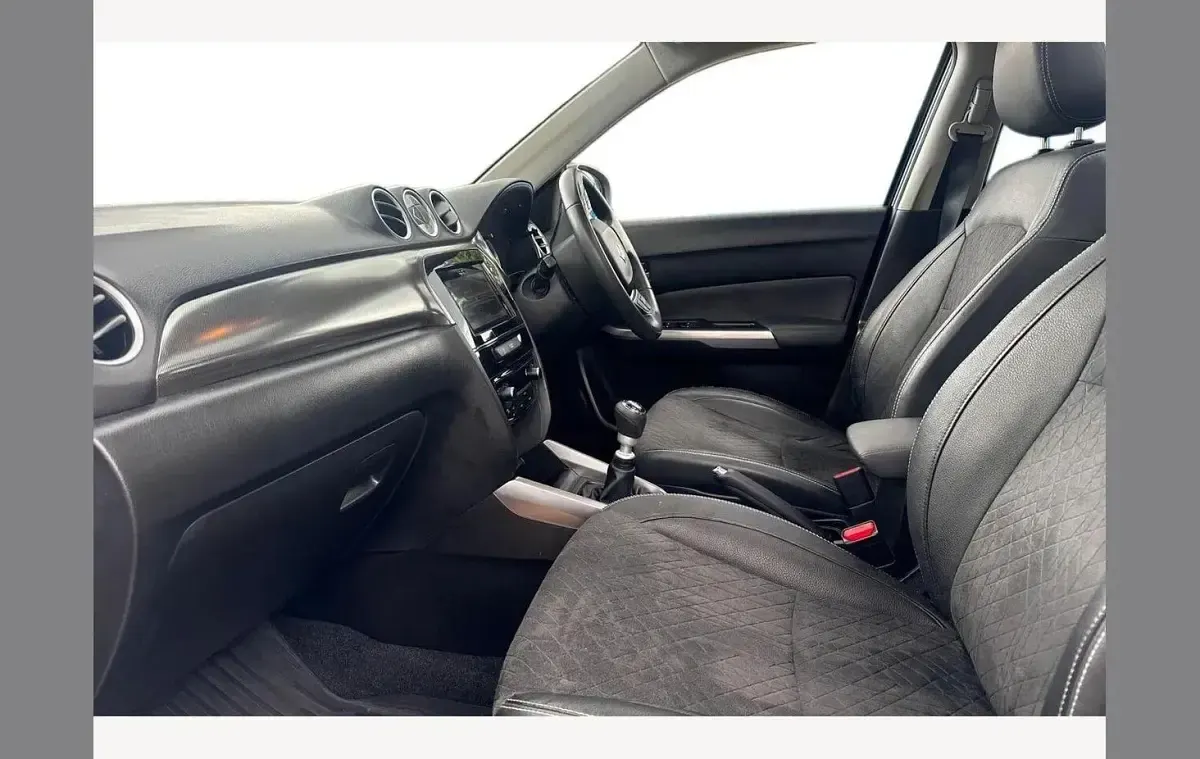 Used Suzuki Vitara SZ5 138 HP (101 kW) 2018 Grey SUV