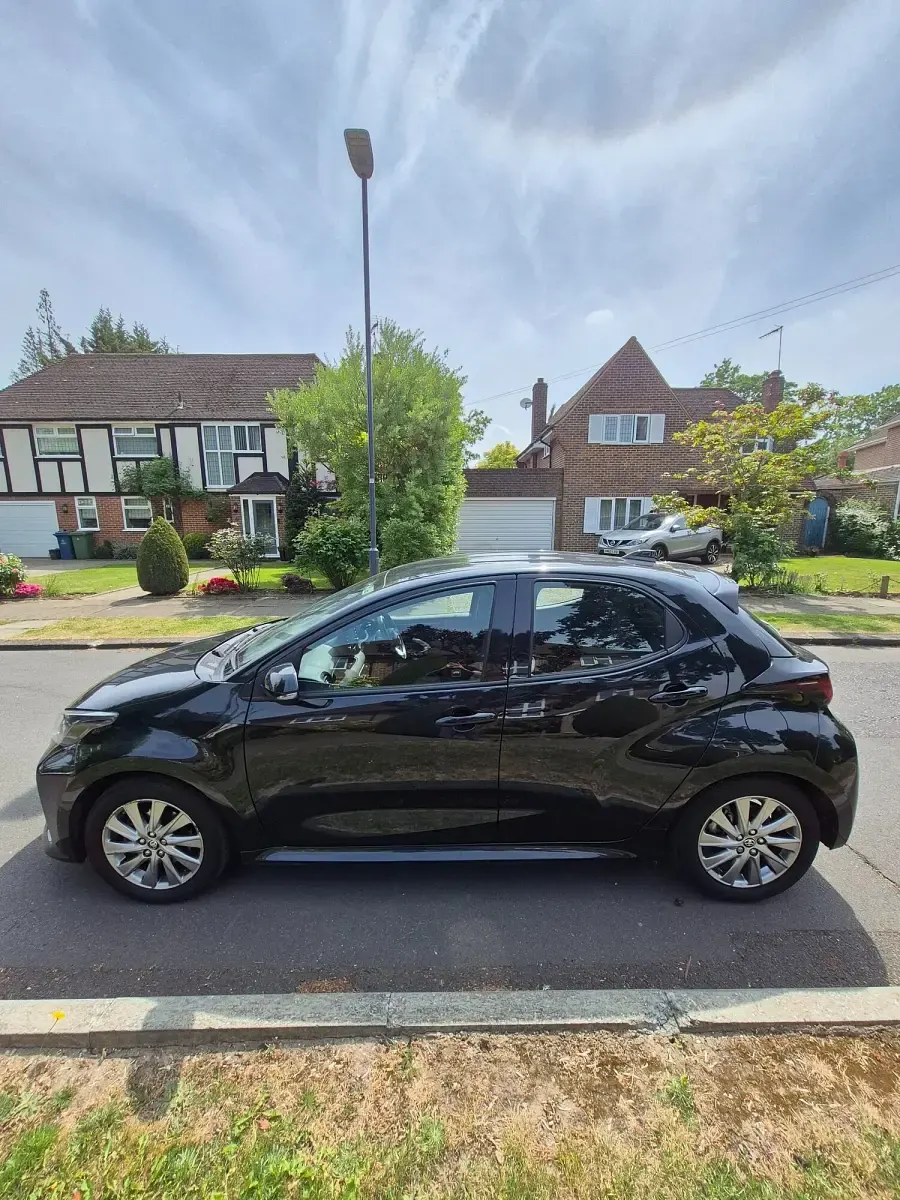 Used Toyota Yaris Hybrid 116 HP (85 kW) 2023 Black Hatchback