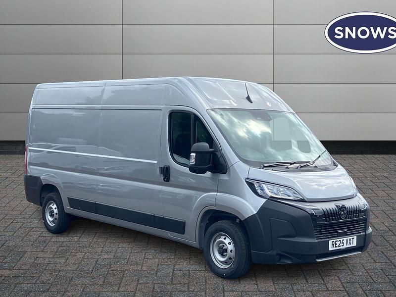 Grey New 2025 Peugeot Boxer S Van | £22,995 (Good price) - Image 1/4