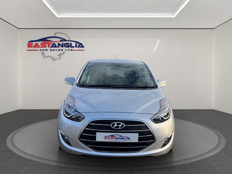 Used Hyundai ix20 SE 2017 Silver Hatchback