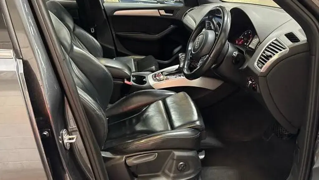 Used Audi Q5 S-line plus 2016 Grey SUV