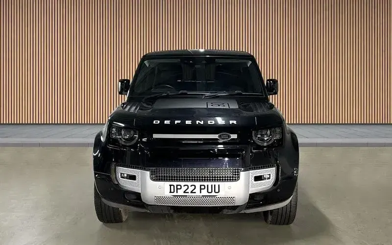 Used Land Rover Defender 400 HP (294 kW) 2022 Black SUV