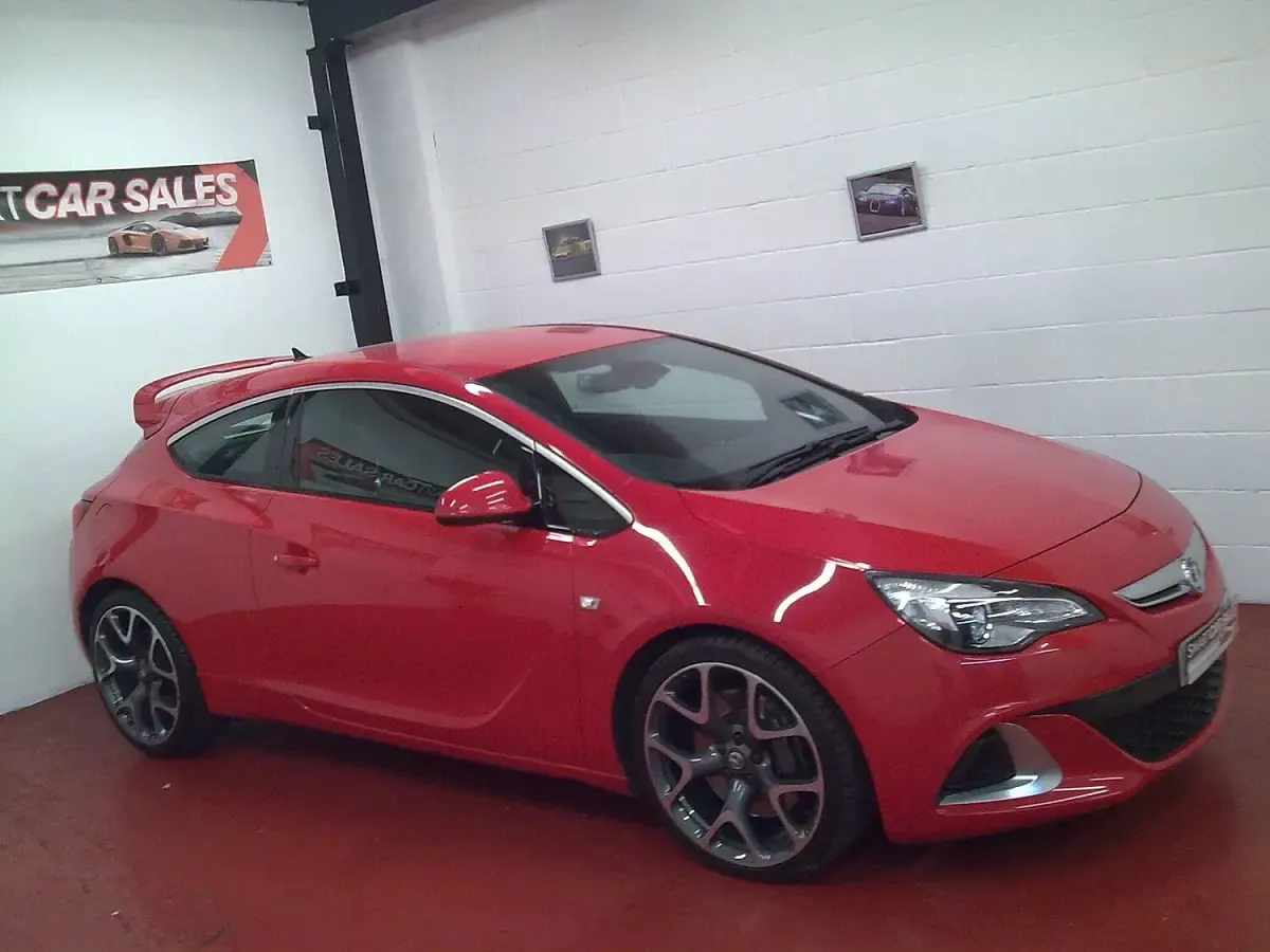 Used Vauxhall Astra GTC S 2014 Red Hatchback
