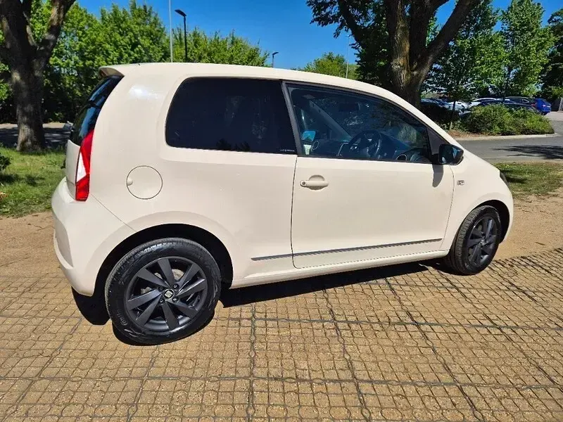 Used Seat Mii 75 HP (55 kW) 2014 Beige Hatchback