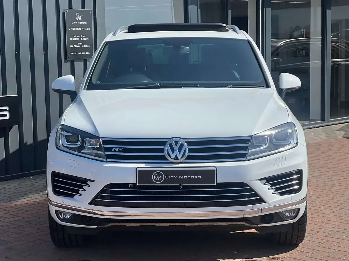 Used VW Touareg R-line 262 HP (192 kW) 2015 White SUV