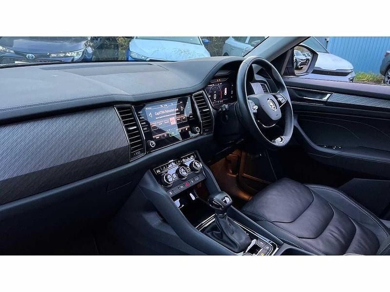 Used Skoda Kodiaq SE L Executive 150 HP (110 kW) 2024 Graphite grey SUV