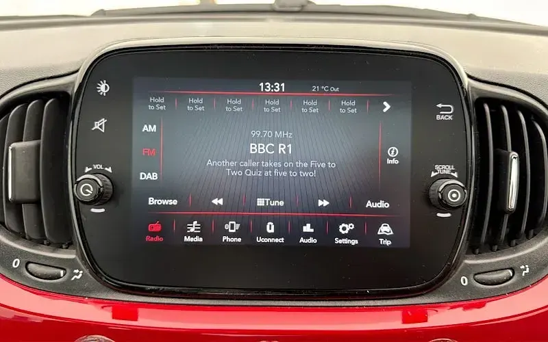Used Fiat 500 69 HP (50 kW) 2024 Red Hatchback