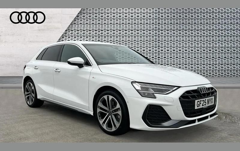 White Used 2025 Audi A3 e-tron S-Line Hatchback | £28,023 (Super price) - Image 1/4