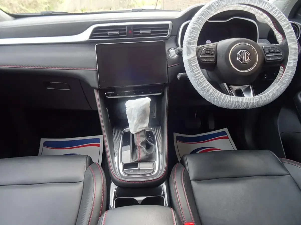 Używany MG ZS Exclusive 111 KM (81 kW) 2021 Czarny SUV