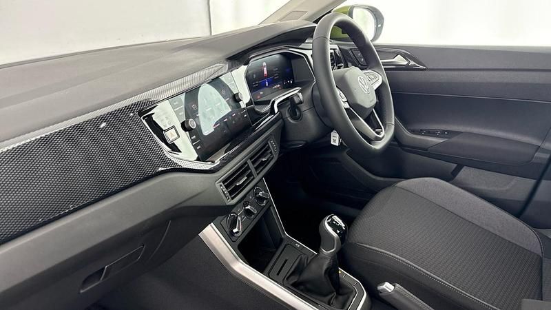 Used VW Taigo Life 95 HP (69 kW) 2025 Green SUV