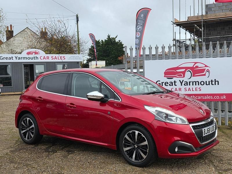 Used Peugeot 208 S 2018 Red Hatchback