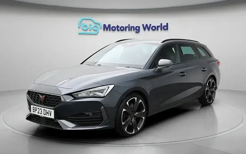 Used Cupra Leon VZ2 245 HP (180 kW) 2023 Grey Estate