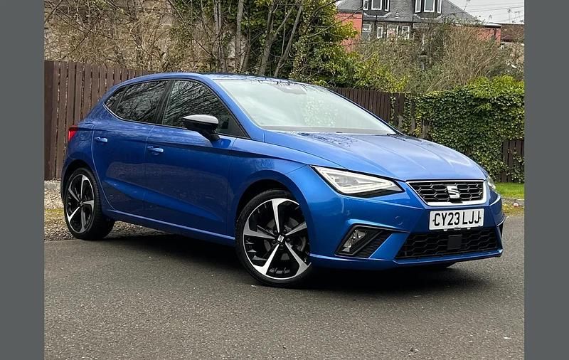 Used Seat Ibiza FR Sport 108 HP (79 kW) 2023 Blue Hatchback