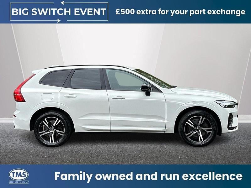 Used Volvo XC60 R-Design 197 HP (144 kW) 2021 White SUV