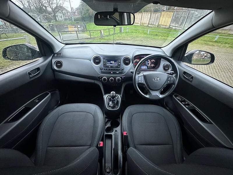 Used Hyundai i10 SE 2018 Black Hatchback