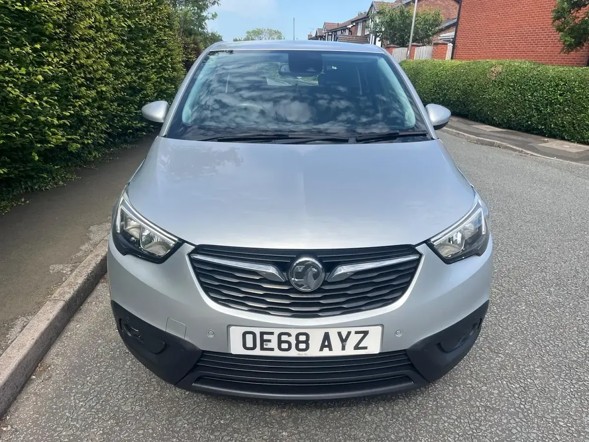 Used Vauxhall Crossland X 2019 Silver SUV
