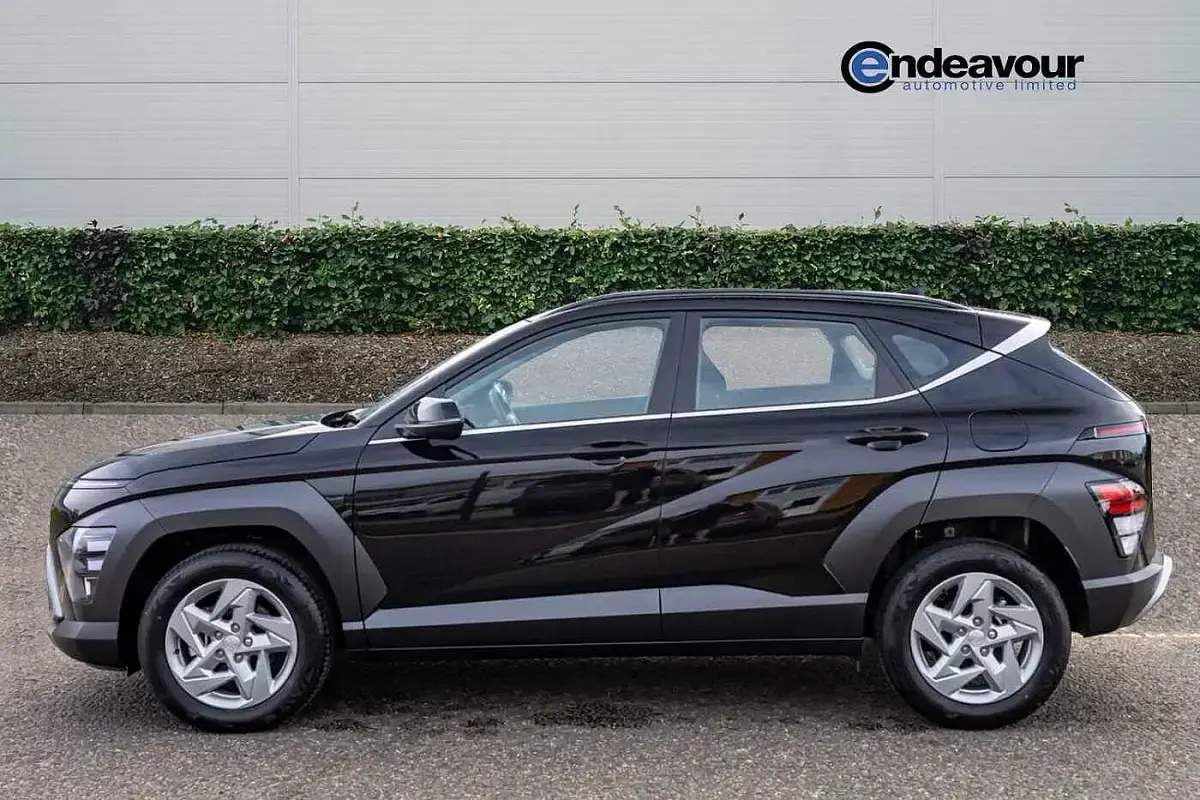 Used Hyundai Kona Advanced 138 HP (101 kW) 2026 Black SUV