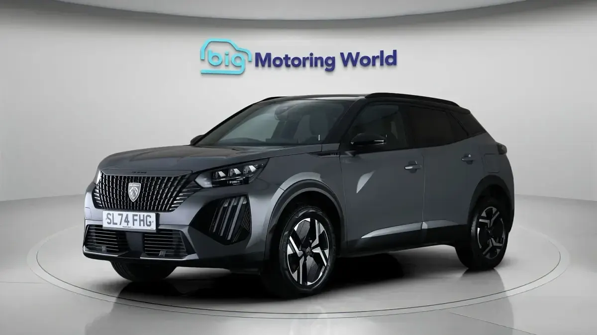 Used Peugeot 2008 GT 131 HP (96 kW) 2024 Grey SUV