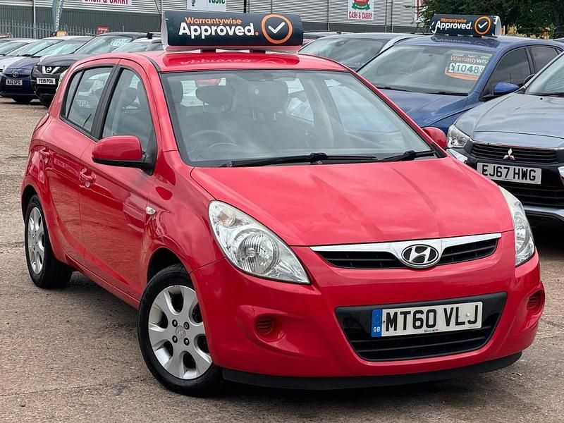 Red Used 2011 Hyundai i20 Comfort Hatchback | £3,475 (Fair price) - Image 1/3