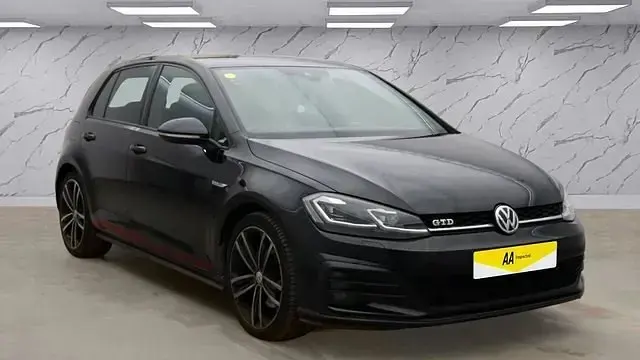 Begagnad VW Golf VII GTD 184 HK (135 kW) 2019 Svart Halvkombi
