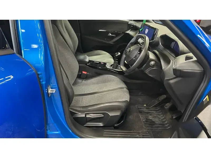 Used Peugeot 2008 Allure 2024 Vertigo blue SUV