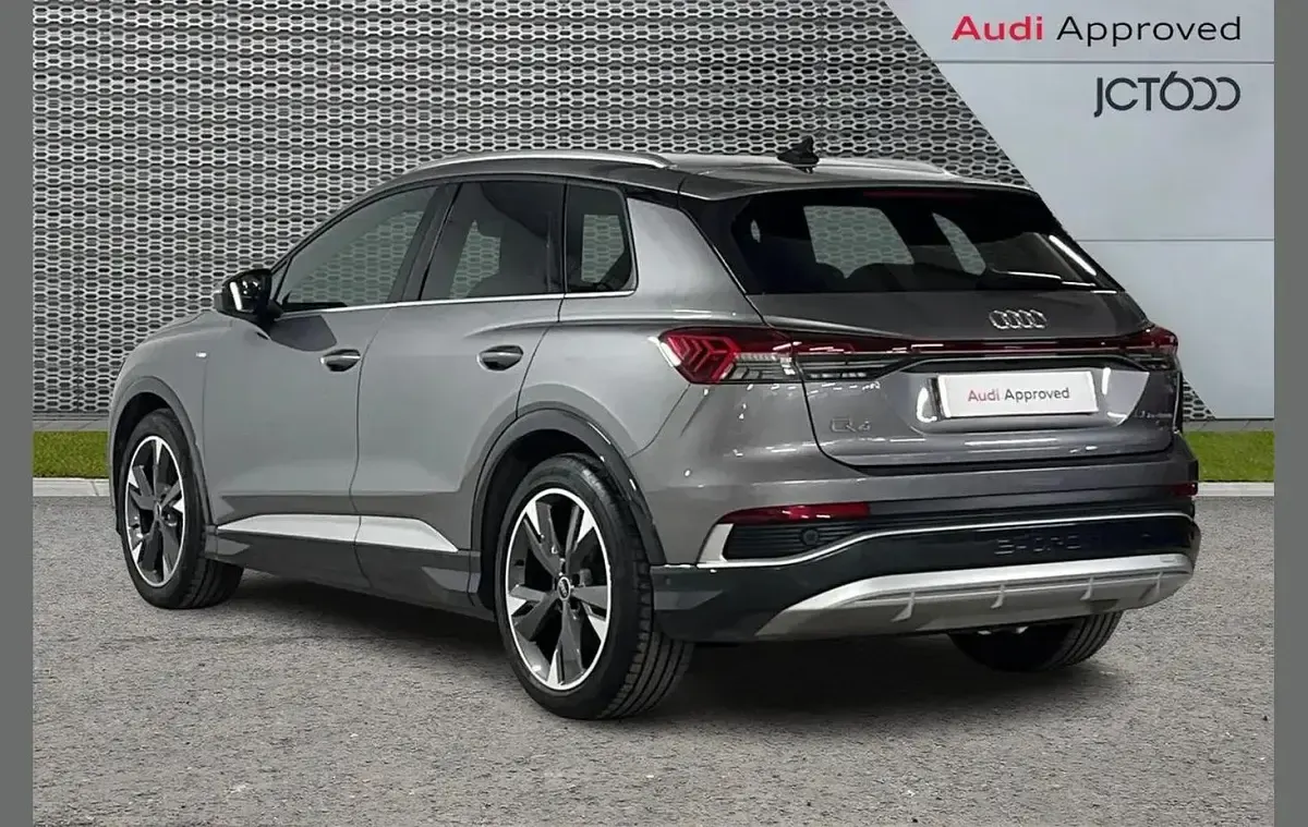 Used Audi Q4 e-tron S-Line 219 kW (299 HP) 2023 Grey SUV