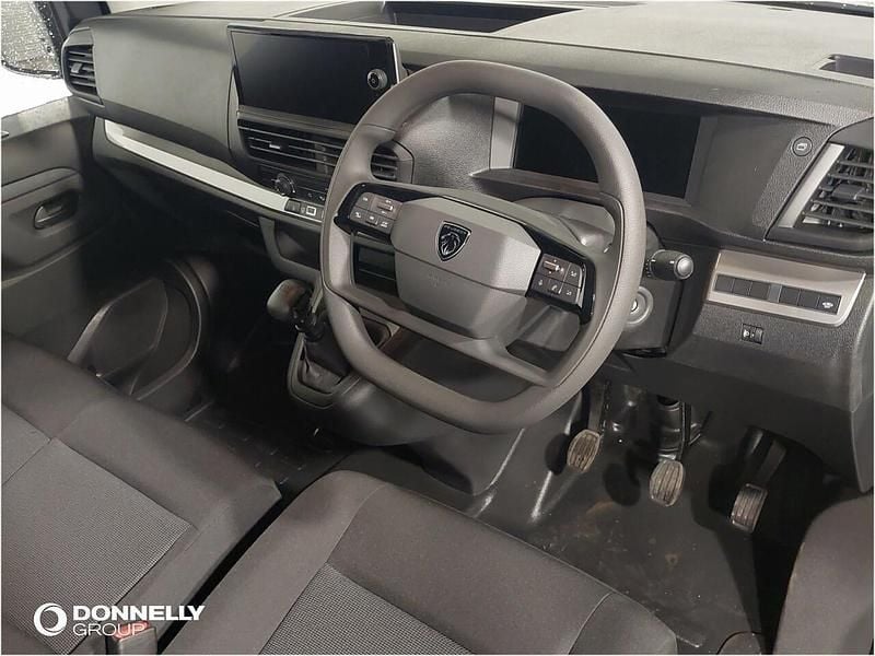 New Peugeot Expert 118 HP (86 kW) 2025 Grey Van