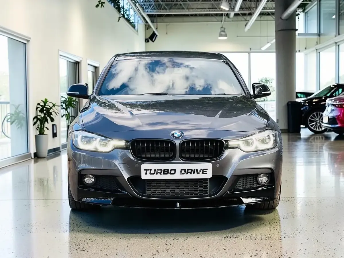 Usata BMW 330 M Sport 2017 Grigio Berlina