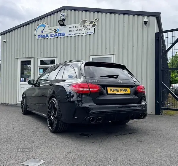 Used Mercedes C250 AMG Line Premium Plus 204 HP (150 kW) 2018 Black Estate
