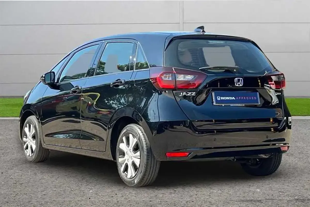 Used Honda Jazz Hybrid 109 HP (80 kW) 2023 Black Hatchback