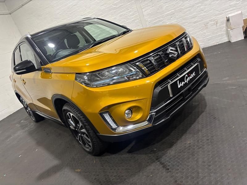 Used Suzuki Vitara SZ5 116 HP (85 kW) 2022 Yellow Hatchback