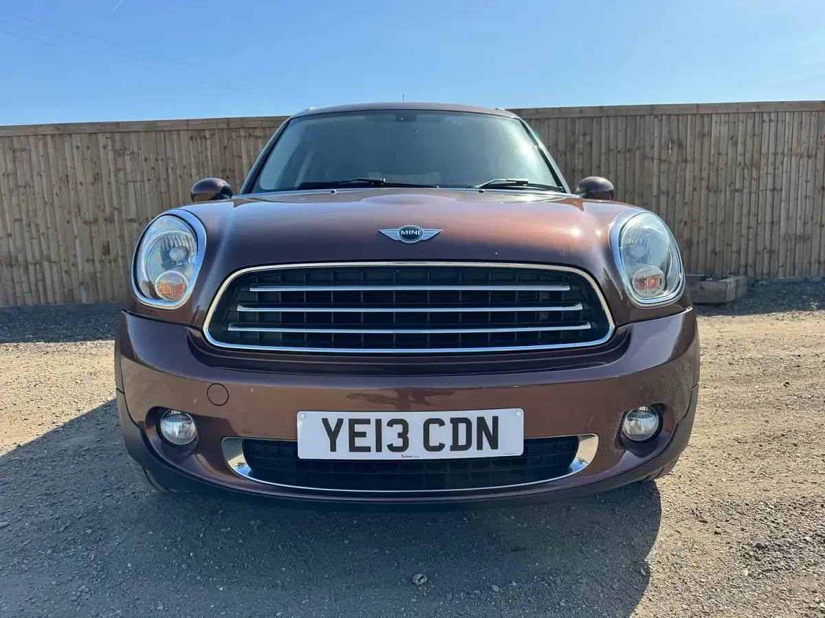 Used Mini Cooper D Countryman 112 HP (82 kW) 2013 Brown SUV