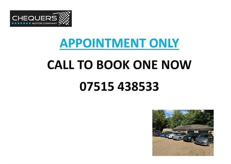 Used Fiat Panda Lounge 85 HP (62 kW) 2017 White Hatchback