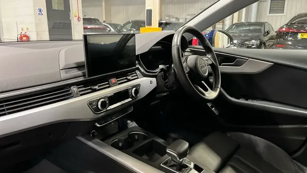 Used Audi A5 Sportback Sport 150 HP (110 kW) 2022 Blue Hatchback