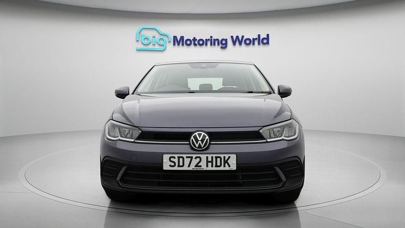 Begagnad VW Polo S 79 HK (58 kW) 2022 Grå Halvkombi