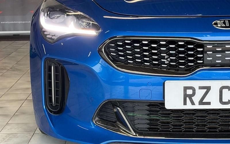 Used Kia Stinger GT 366 HP (269 kW) 2021 Blue Hatchback
