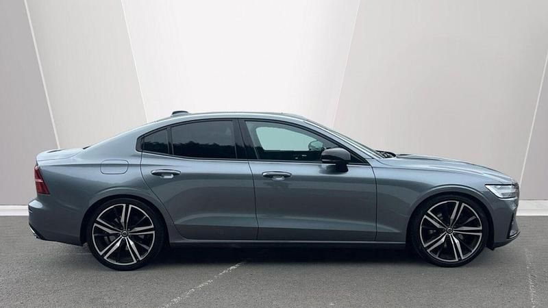 Used Volvo S60 R-Design 250 HP (183 kW) 2020 Grey Sedan