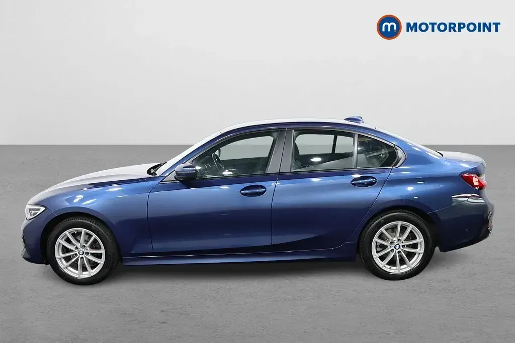 Used BMW 318 150 HP (110 kW) 2020 Blue Sedan