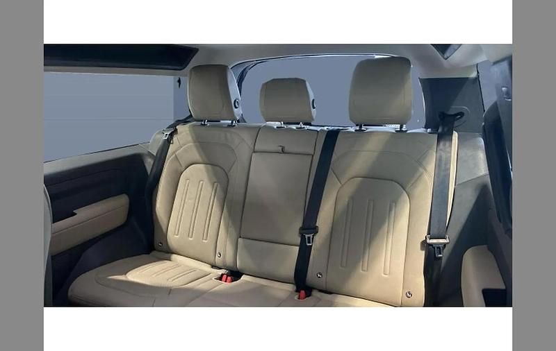 Used Land Rover Defender S 196 HP (144 kW) 2021 Blue SUV