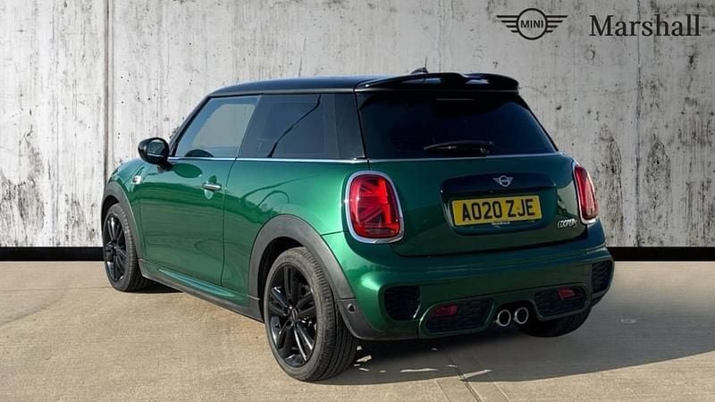 Used Mini Cooper S Comfort 192 HP (141 kW) 2020 British racing green iv Hatchback