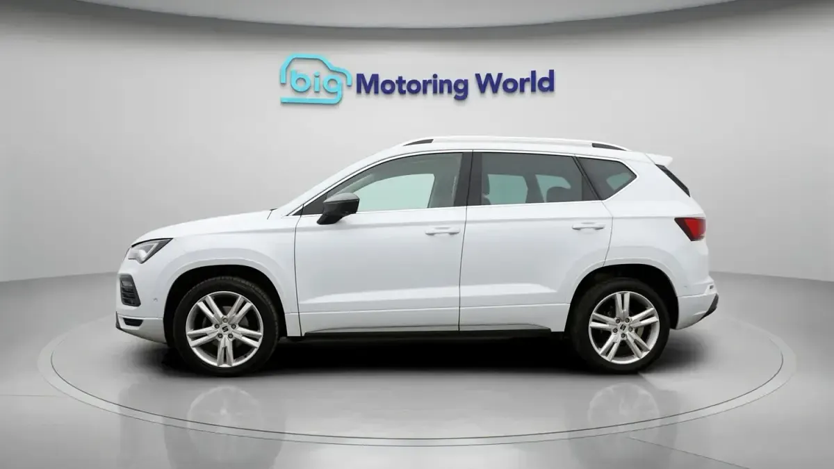 Begagnad Seat Ateca FR 150 HK (110 kW) 2022 Vit SUV