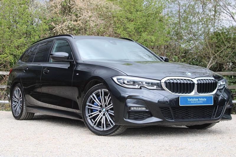 Black Used 2020 BMW 330 M Sport Estate | £18,989 (Fair price) - Image 1/4