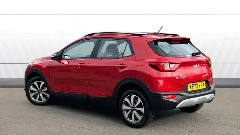 Używany Kia Stonic 101 KM (74 kW) 2023 Czerwony SUV