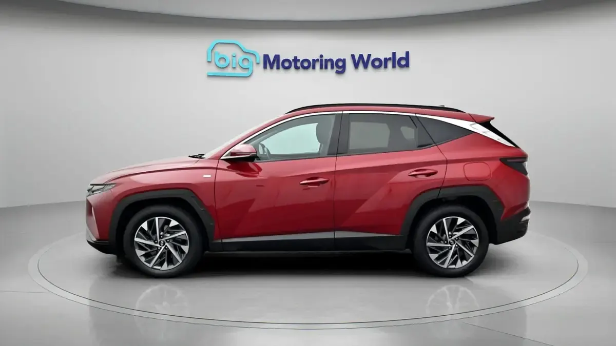 Used Hyundai Tucson Premium 230 HP (169 kW) 2023 Red SUV