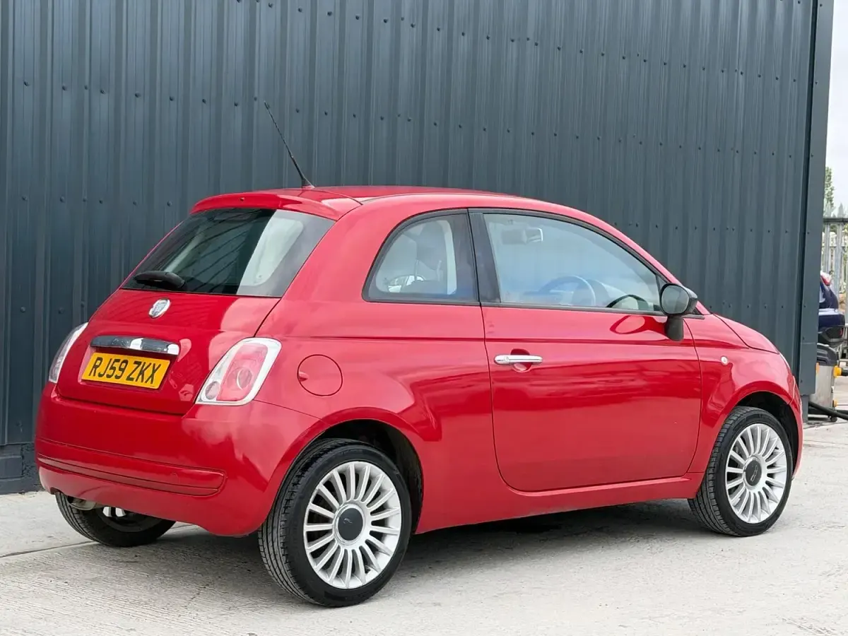 Used Fiat 500 Pop 69 HP (50 kW) 2010 Red Hatchback