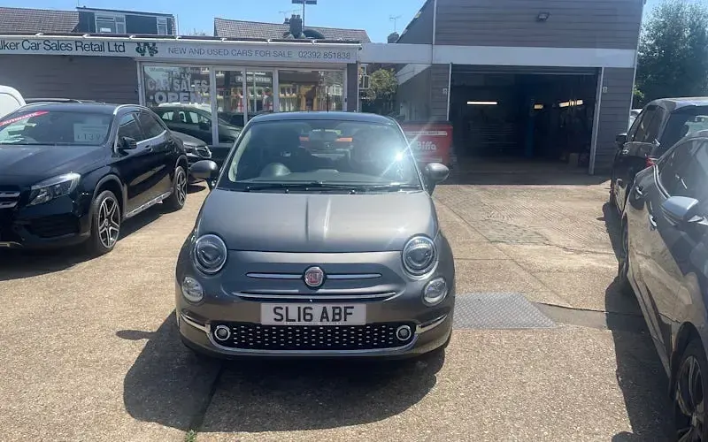 Used Fiat 500 Lounge 69 HP (50 kW) 2019 Red Hatchback