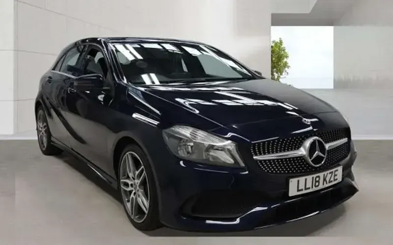 Used Mercedes A180 AMG line 109 HP (80 kW) 2018 Hatchback