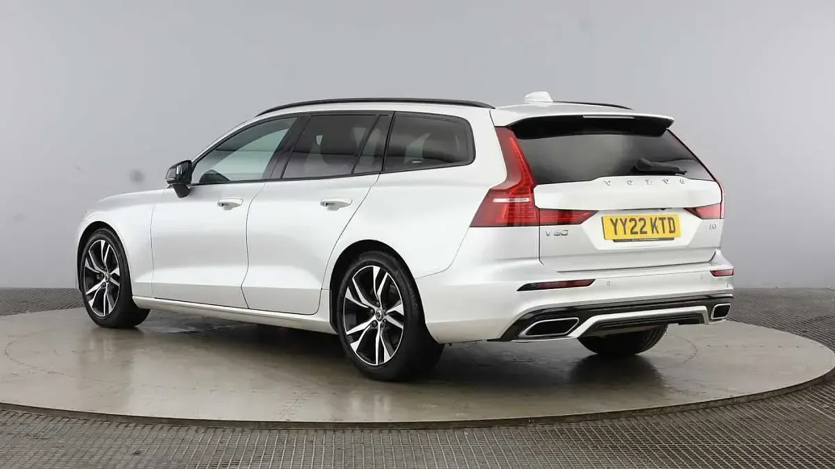 Used Volvo V60 R-Design 2022 Silver Estate