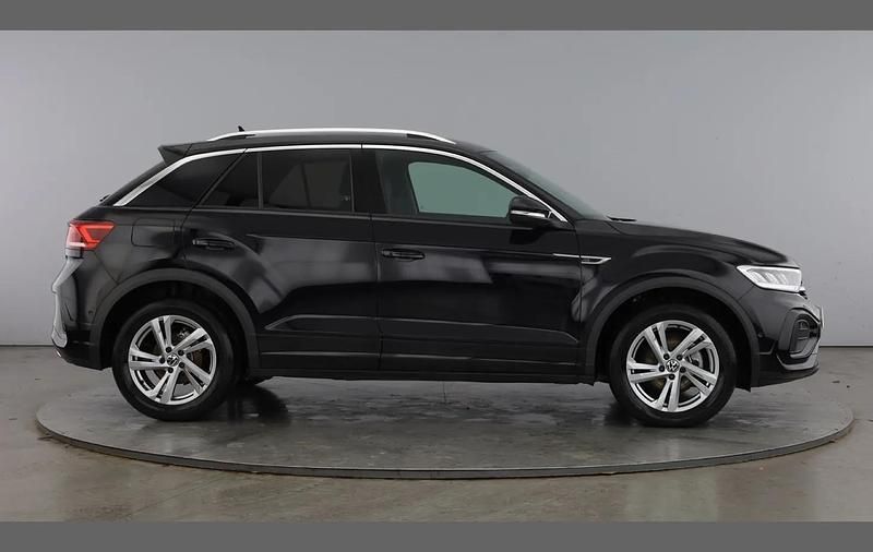 Used VW T-Roc R-line 150 HP (110 kW) 2025 Black SUV