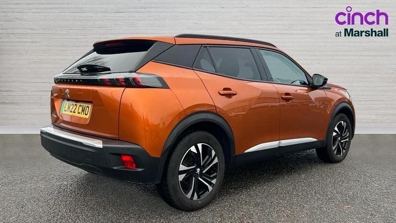 Used Peugeot e-2008 Allure Premium 100 kW (136 HP) 2022 Orange SUV